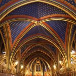 La Sainte-Chapelle de Paris, un reliquaire monumental fantasmé ?