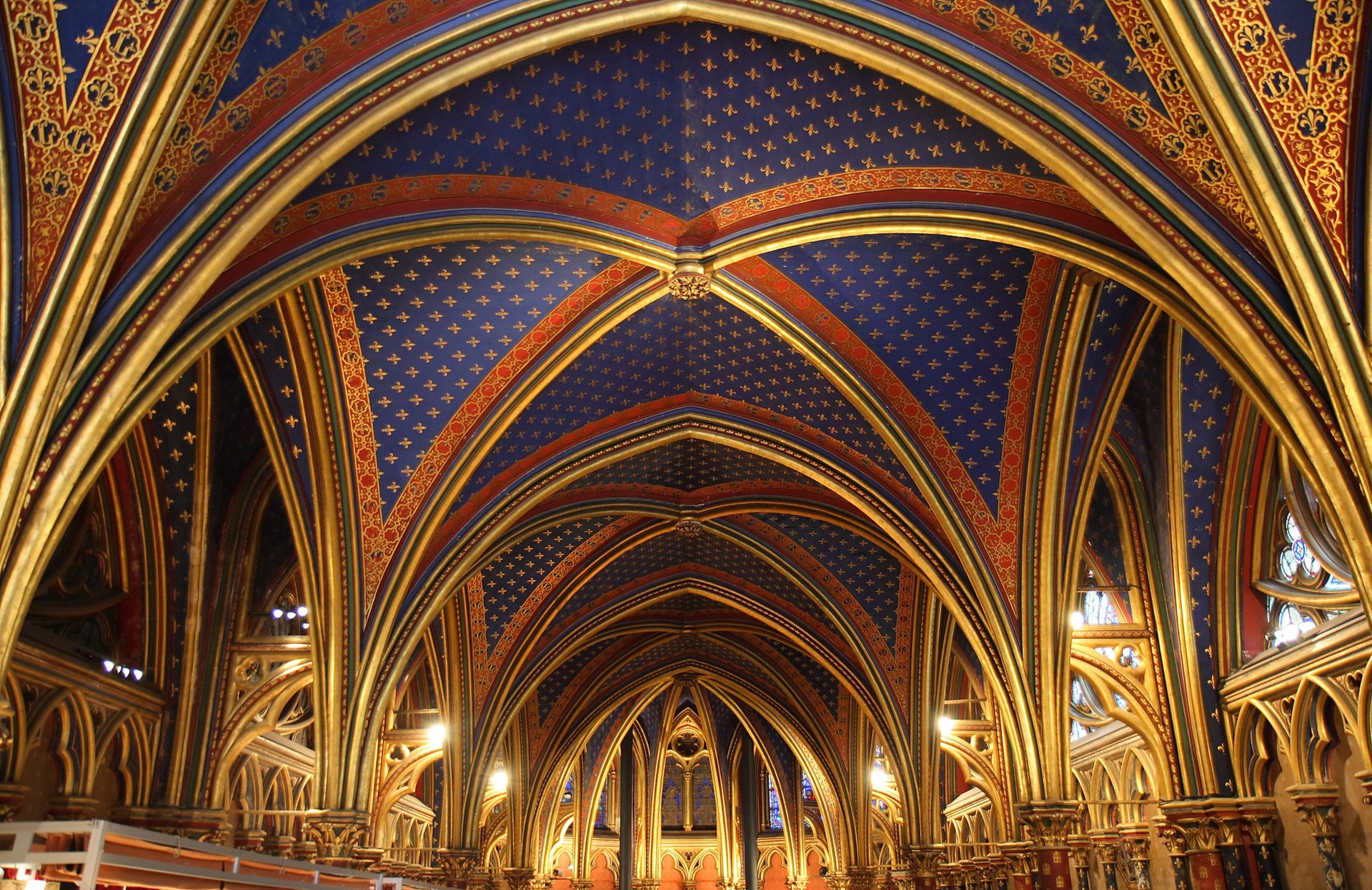 Lire la suite à propos de l’article La Sainte-Chapelle de Paris, un reliquaire monumental fantasmé ?