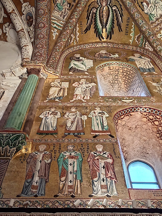 Registres des saints occidentaux, mur latéral sud du chœur, cathédrale de Cefalù, Sicile, XIIᵉ siècle, © Olivier MORICE.